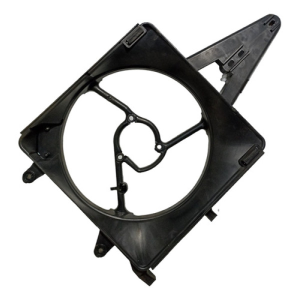 Defletor Ventoinha Fiat Strada 96/2000 1.5 Com Ar 46449107