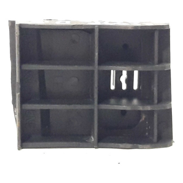 Guia Para-choque Dianteiro Esquerdo Corsa 96/10  23720 