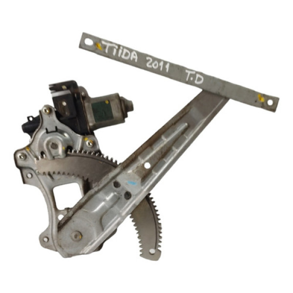 Maquina Motor Vidro Elétrico Traseiro Direito Tiida 11 24428