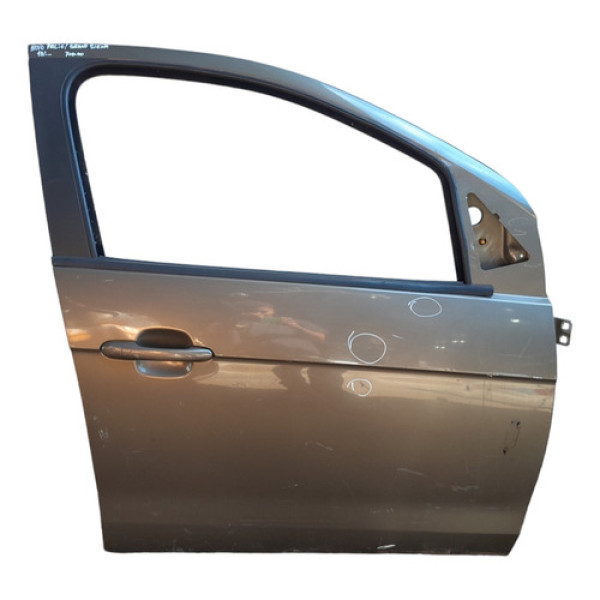 Porta Dianteira Direita Fiat Novo Palio Grand Siena 2013... Marrom Direito Dianteira