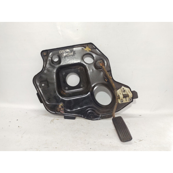 Base Suporte Pedal Acelerador Celta 01 A 06