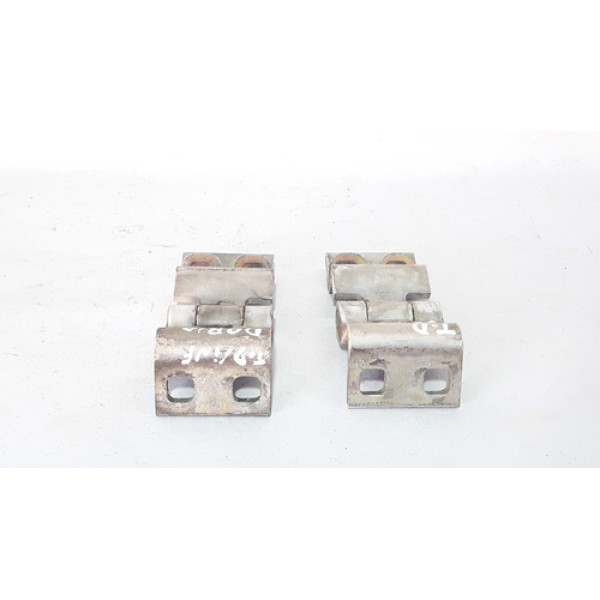 Dobradiça Tampa Traseira Direita Doblo Cargo 02/08 25359