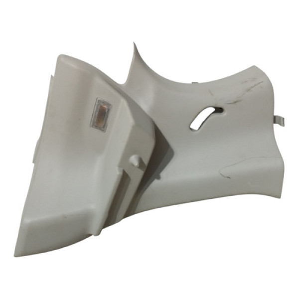 Moldura Bagagito Traseiro Direito Nissan March 2011 A 2015