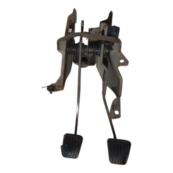 Suporte Pedaleira Corsa Classic 1.0 1996 1997 1998 A 2007