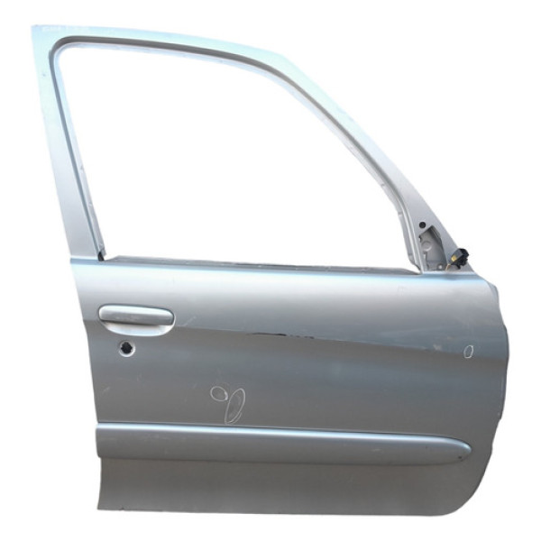 Porta Dianteira Direita Xsara Picasso Original C/detalhe - Dianteira - Direito - Prata