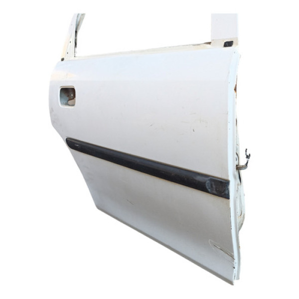 Porta Traseira Direita Chevrolet Vectra 1996 A 2006 Detalhe Traseira Direito Branco