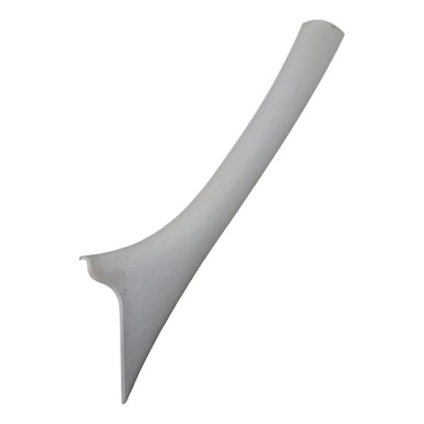 Moldura Coluna Parabrisa Esquerdo Corsa Montana 2003 A 2010