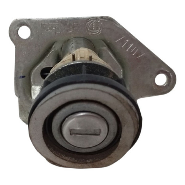 Fechadura Tampa Traseira Uno Vivace 2011 A 2021 Sem Chave