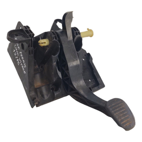 Base Pedais Uno Vivace 12 A 15 2583261001