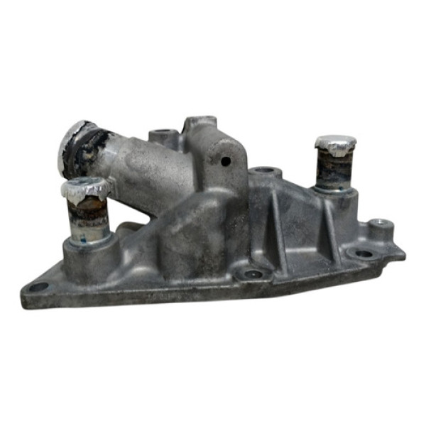 Carcaça Válvula Termostática Nissan March Versa 1.6  11/15