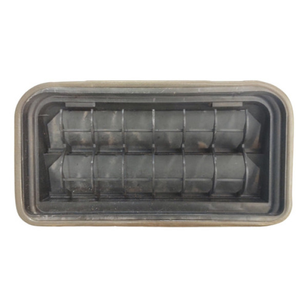 Difusor Ar Carroceria Traseira Direita Jetta 11 A 15 