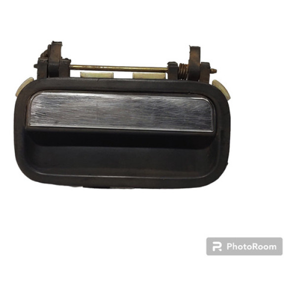 Maçaneta Ext Traseira Direita Corsa Classic 96/10 24244 Preto E Cromada Traseira