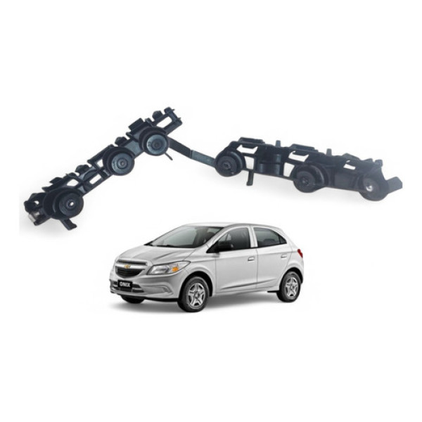 Guia Esquerdo Parachoque Traseiro Onix 2013 A 2019 52134584