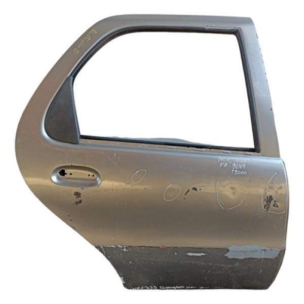 Porta Traseira Direita Fiat Palio Siena 1996 A 2003 Detalhe Prata Direito Traseira