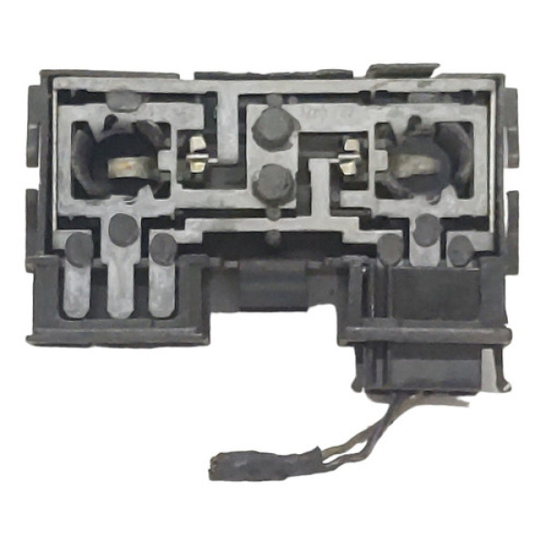 Soquete Circuito Lanterna Traseira Santana 91 A 98 321945259 Esquerdo Vermelho