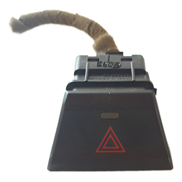 Botão Pisca Alerta Painel Ônix Prisma 2012/2016 Original