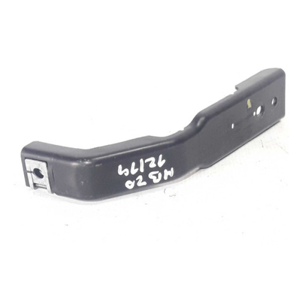 Suporte Guia Painel Central Hb20 12/18 844771s000  Preto