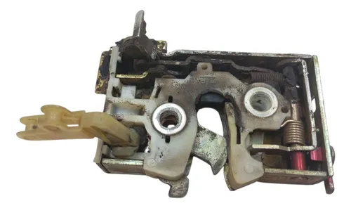 Fechadura Porta Traseira Esquerda Santana 1984 A 2006